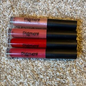 4-Piece Lip Gloss & Balm Set — Pink, Coral, Red, Rose